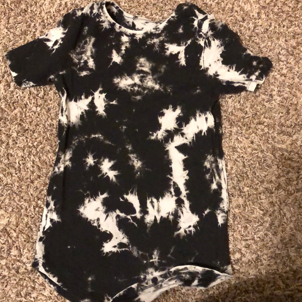 Art class bleach design, long length T-shirt